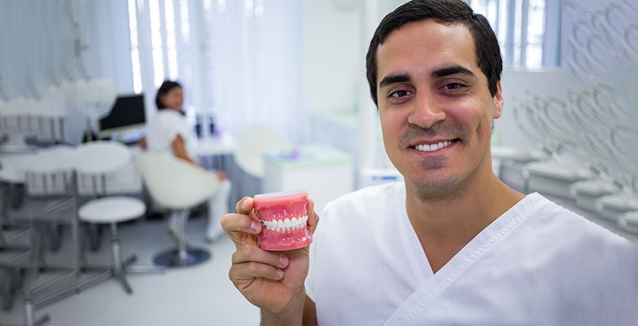what age men need dentures?